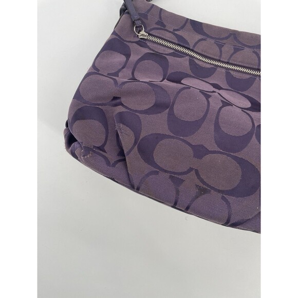 COACH F15067 Vintage Y2K Signature "C" Logo Purple Shoulder Bag - Picture 14 of 16